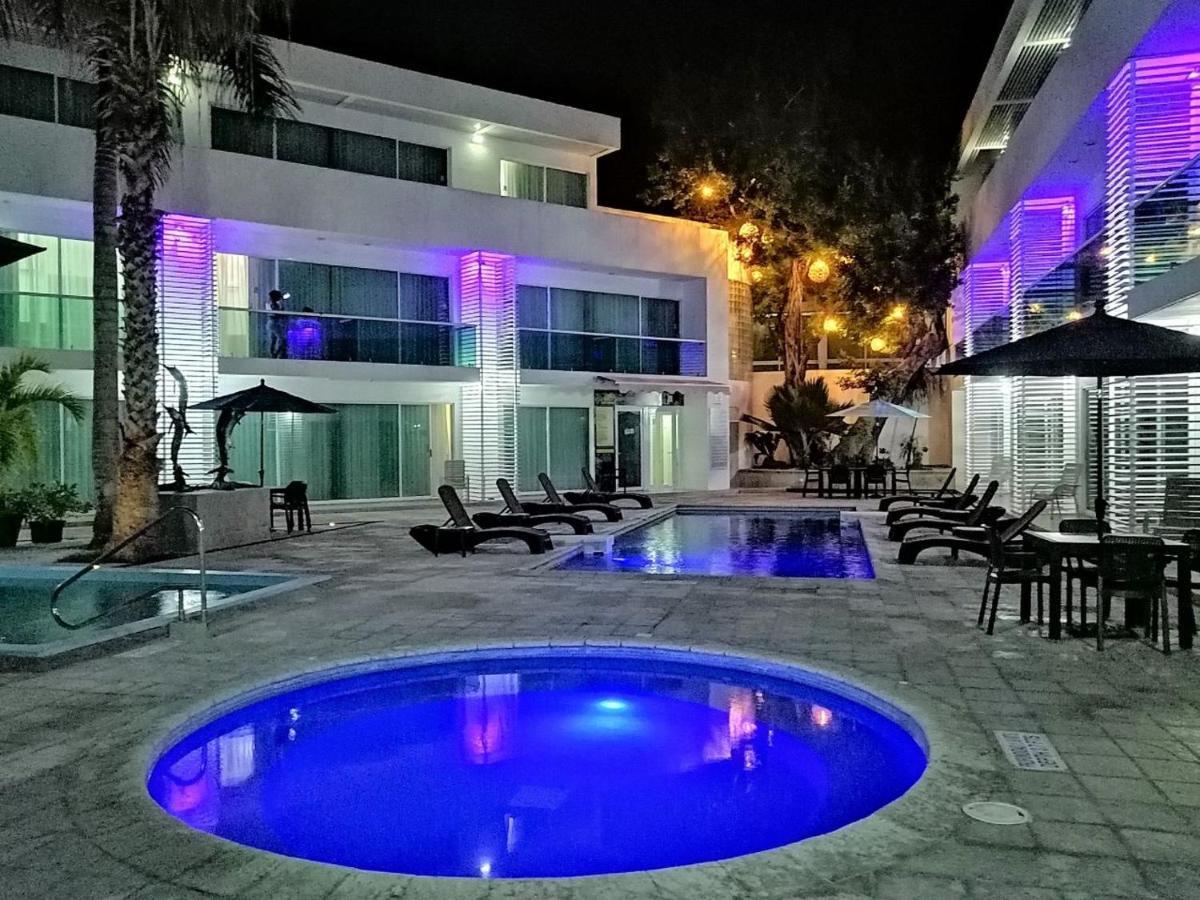 Hotel Los Cocos Четумаль Екстер'єр фото